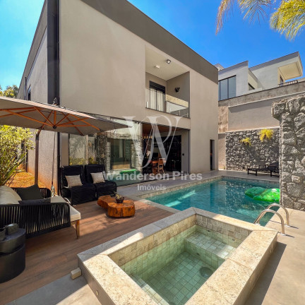 Imagem Casa com 5 Quartos à Venda, 370 m² em Cidade Tamboré - Santana De Parnaíba Imagem Casa com 5 Quartos à Venda, 370 m² em Cidade Tamboré - Santana De Parnaíba
