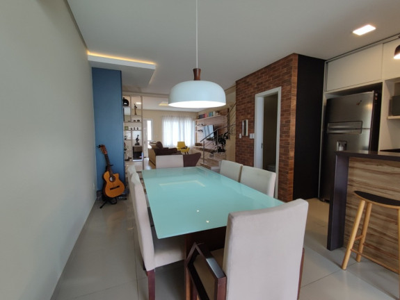 Imagem Casa com 3 Quartos à Venda, 166 m² em Estância Velha - Canoas Imagem Casa com 3 Quartos à Venda, 166 m² em Estância Velha - Canoas