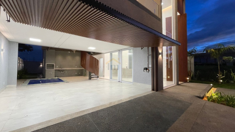 Imagem Casa de Condomínio com 3 Quartos à Venda, 160 m² em Parqville Pinheiros - Aparecida De Goiânia