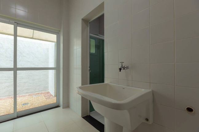 Imagem Casa com 4 Quartos à Venda, 300 m² em Loteamento Alphaville Campinas - Campinas Imagem Casa com 4 Quartos à Venda, 300 m² em Loteamento Alphaville Campinas - Campinas