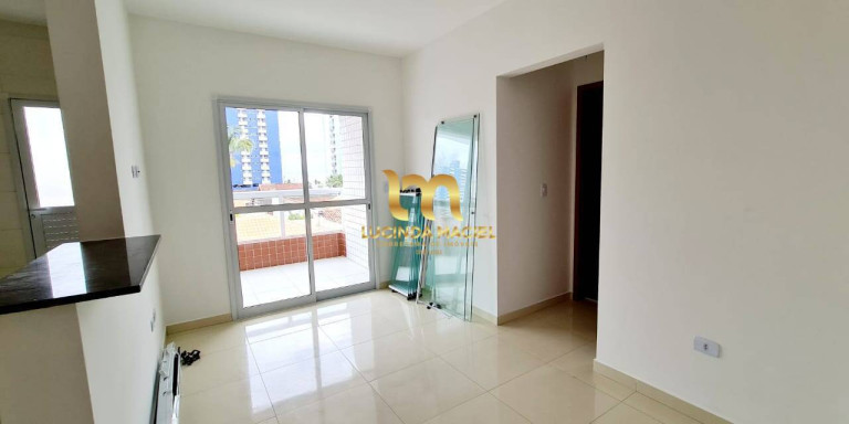 Imagem Apartamento com 1 Quarto à Venda, 44 m² em Maracanã - Praia Grande Imagem Apartamento com 1 Quarto à Venda, 44 m² em Maracanã - Praia Grande