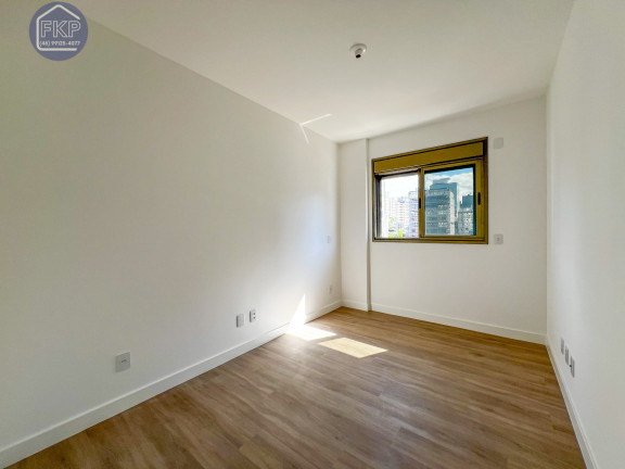 Imagem Apartamento com 3 Quartos à Venda, 95 m² em Centro - Florianópolis Imagem Apartamento com 3 Quartos à Venda, 95 m² em Centro - Florianópolis