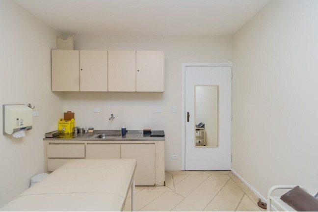 Imagem Casa com 10 Quartos à Venda, 444 m² em Mirandópolis - São Paulo Imagem Casa com 10 Quartos à Venda, 444 m² em Mirandópolis - São Paulo