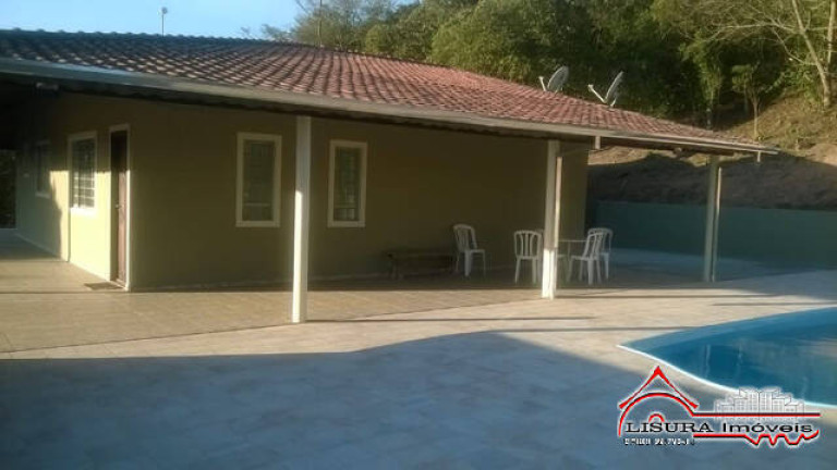 Imagem Chácara com 3 Quartos à Venda, 250 m² em Jardim Colônia - Jacareí