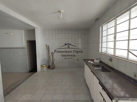 Imagem Casa com 3 Quartos à Venda, 235 m² em Vila Eliana Maria - Vila Molica - Guaratinguetá Imagem Casa com 3 Quartos à Venda, 235 m² em Vila Eliana Maria - Vila Molica - Guaratinguetá