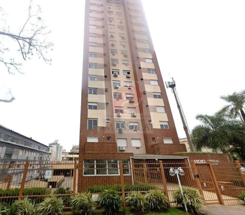 Imagem Apartamento com 3 Quartos à Venda, 78 m² em Santana - Porto Alegre Imagem Apartamento com 3 Quartos à Venda, 78 m² em Santana - Porto Alegre