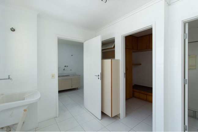 Imagem Apartamento com 3 Quartos à Venda, 163 m² em Itaim Bibi - São Paulo Imagem Apartamento com 3 Quartos à Venda, 163 m² em Itaim Bibi - São Paulo