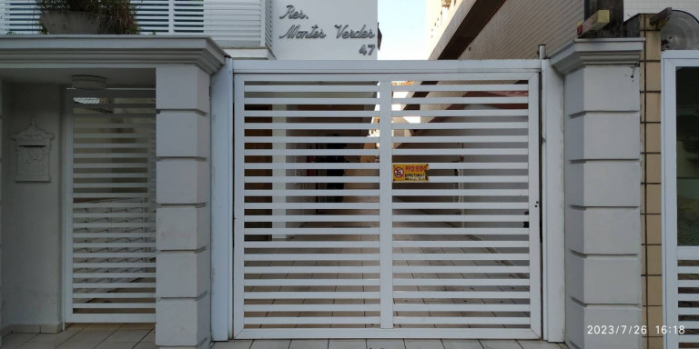 Imagem Casa de Condomínio com 3 Quartos à Venda, 150 m² em Marapé - Santos