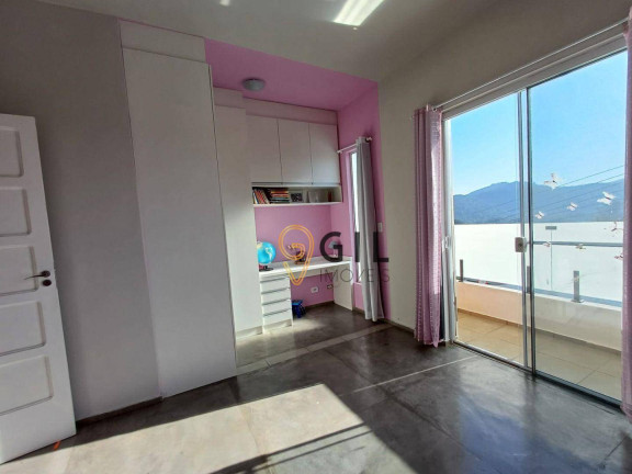 Imagem Sobrado com 3 Quartos à Venda, 280 m² em Centro - Guararema