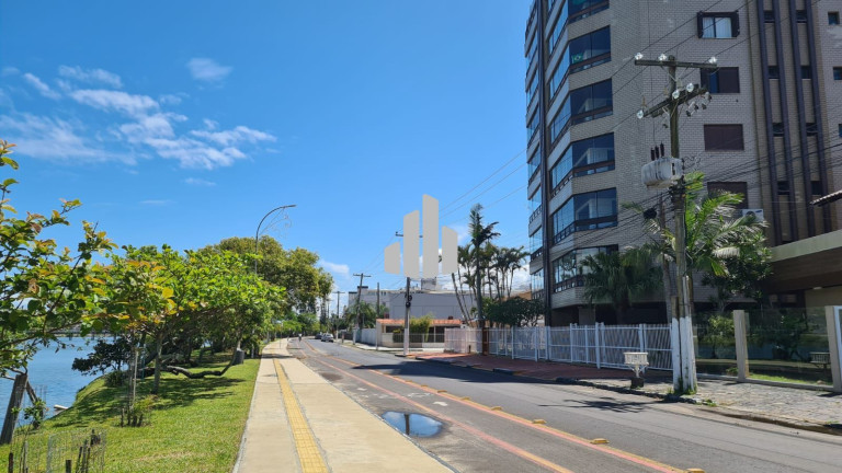 Imagem Apartamento com 2 Quartos à Venda, 129 m² em Centro - Torres Imagem Apartamento com 2 Quartos à Venda, 129 m² em Centro - Torres