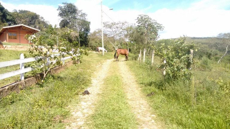 Imagem Terreno à Venda, 450 m² em Acuruí - Itabirito Imagem Terreno à Venda, 450 m² em Acuruí - Itabirito