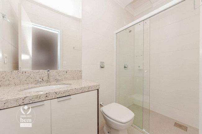 Imagem Sobrado com 3 Quartos à Venda, 118 m² em Santa Cândida - Curitiba