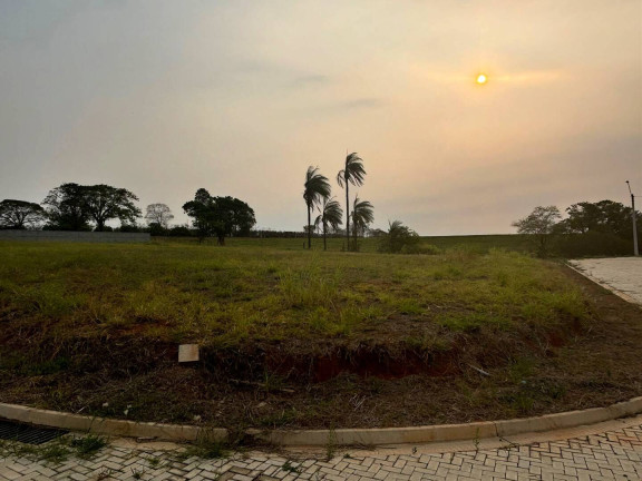Imagem Terreno à Venda, 1.035 m² em Itapira Imagem Terreno à Venda, 1.035 m² em Itapira