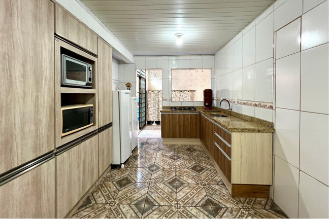 Imagem Casa com 2 Quartos à Venda, 75 m² em São José - Canoas Imagem Casa com 2 Quartos à Venda, 75 m² em São José - Canoas