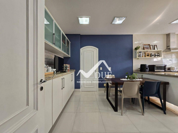 Imagem Apartamento com 3 Quartos à Venda, 153 m² em Gonzaga - Santos