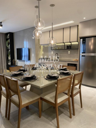 Imagem Apartamento com 2 Quartos à Venda, 76 m² em Centro - Navegantes