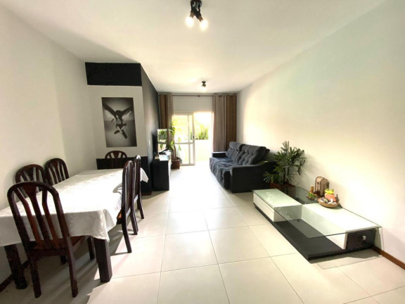 Imagem Apartamento com 3 Quartos à Venda, 101 m² em Centro - Joinville