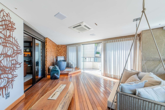 Imóvel com 4 Quartos à Venda, 405 m² em Moinhos De Vento - Porto Alegre