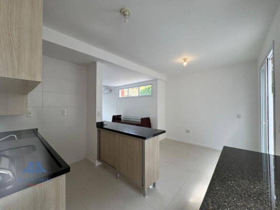 Imagem Casa com 3 Quartos para Alugar, 139 m² em Campeche - Florianópolis Imagem Casa com 3 Quartos para Alugar, 139 m² em Campeche - Florianópolis