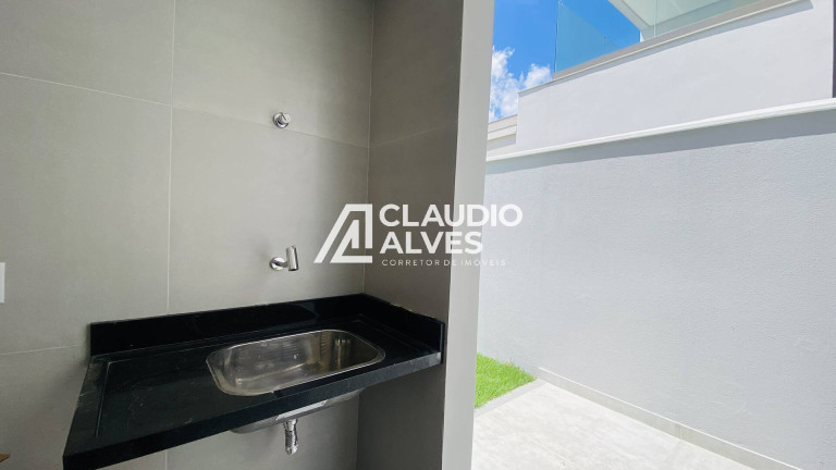 Imagem Casa de Condomínio com 4 Quartos à Venda, 225 m² em Papagaio - Feira De Santana