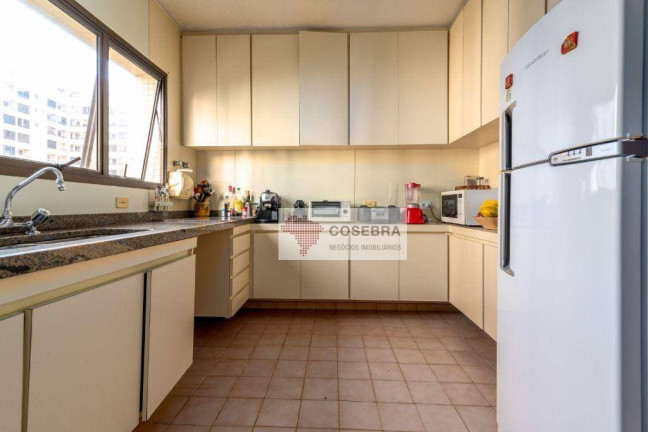 Imagem Apartamento com 3 Quartos à Venda, 147 m² em Moema - São Paulo Imagem Apartamento com 3 Quartos à Venda, 147 m² em Moema - São Paulo