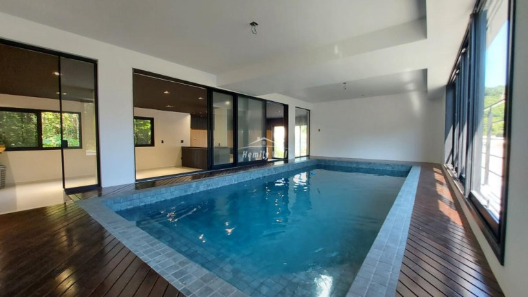 Imagem Casa com 3 Quartos à Venda, 647 m² em Souza Cruz - Brusque Imagem Casa com 3 Quartos à Venda, 647 m² em Souza Cruz - Brusque