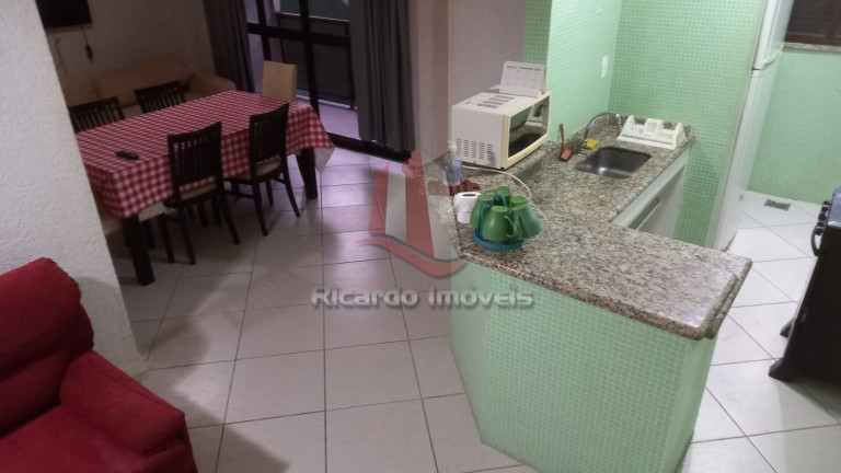 Imagem Imóvel com 2 Quartos à Venda, 80 m² em Peró - Cabo Frio Imagem Imóvel com 2 Quartos à Venda, 80 m² em Peró - Cabo Frio