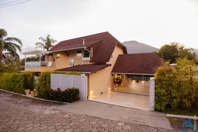 Imagem Casa de Condomínio com 4 Quartos à Venda, 400 m² em Pedro Do Rio - Petrópolis Imagem Casa de Condomínio com 4 Quartos à Venda, 400 m² em Pedro Do Rio - Petrópolis