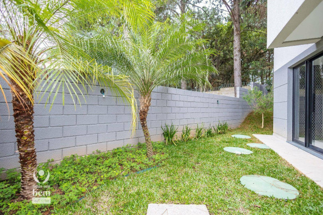 Imagem Sobrado com 3 Quartos à Venda, 112 m² em Santa Cândida - Curitiba