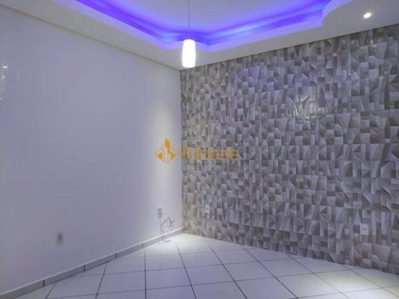 Imagem Casa com 2 Quartos à Venda, 100 m² em Mombaça - Pindamonhangaba Imagem Casa com 2 Quartos à Venda, 100 m² em Mombaça - Pindamonhangaba