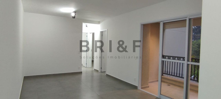 Apartamento com 3 Quartos para Alugar, 77 m² em Morumbi - São Paulo