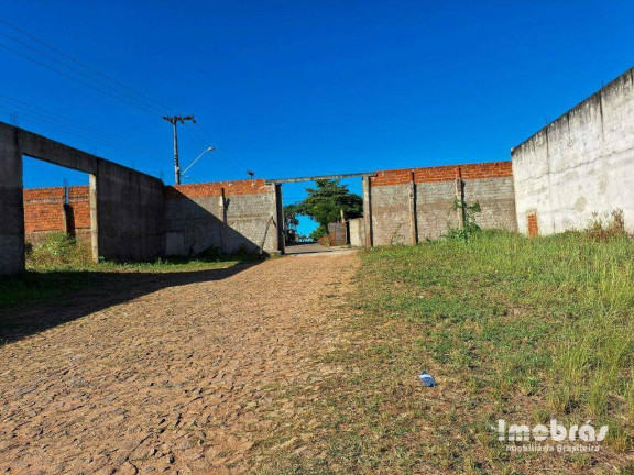 Imagem Galpão para Alugar, 1.000 m² em Santa Clara - Eusébio Imagem Galpão para Alugar, 1.000 m² em Santa Clara - Eusébio