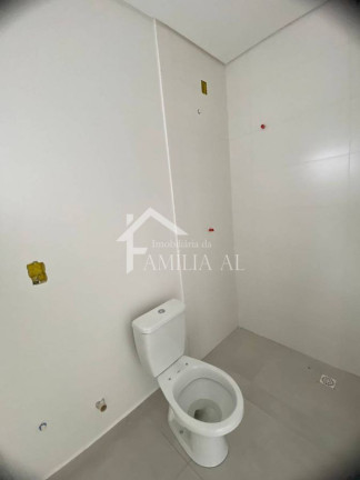 Imagem Casa com 3 Quartos à Venda, 113 m² em Iririú - Joinville
