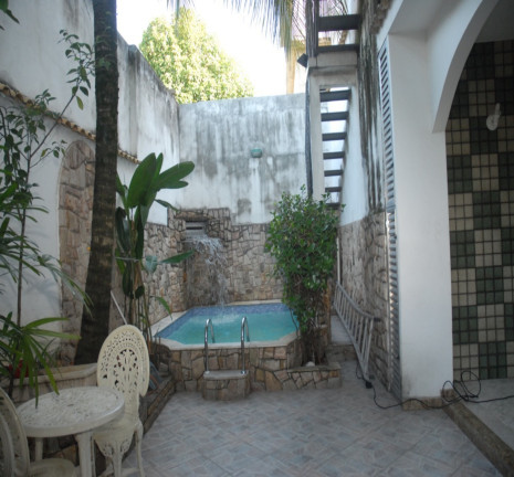 Imagem Casa com 4 Quartos à Venda, 318 m² em Praça Seca - Rio De Janeiro Imagem Casa com 4 Quartos à Venda, 318 m² em Praça Seca - Rio De Janeiro