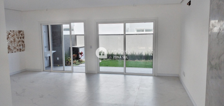 Imagem Casa com 3 Quartos à Venda, 186 m² Imagem Casa com 3 Quartos à Venda, 186 m²