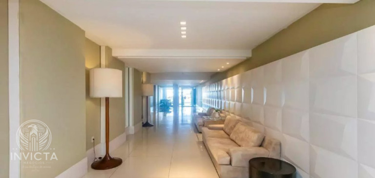 Imagem Apartamento com 3 Quartos à Venda, 134 m² em Centro - Balneário Camboriú Imagem Apartamento com 3 Quartos à Venda, 134 m² em Centro - Balneário Camboriú