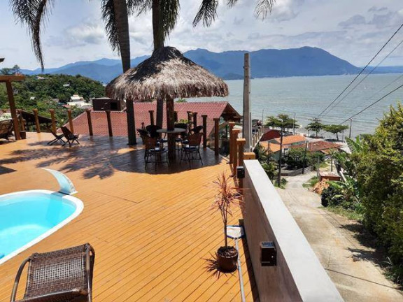 Imagem Casa com 3 Quartos à Venda, 550 m² em Ribeirão Da Ilha - Florianópolis Imagem Casa com 3 Quartos à Venda, 550 m² em Ribeirão Da Ilha - Florianópolis