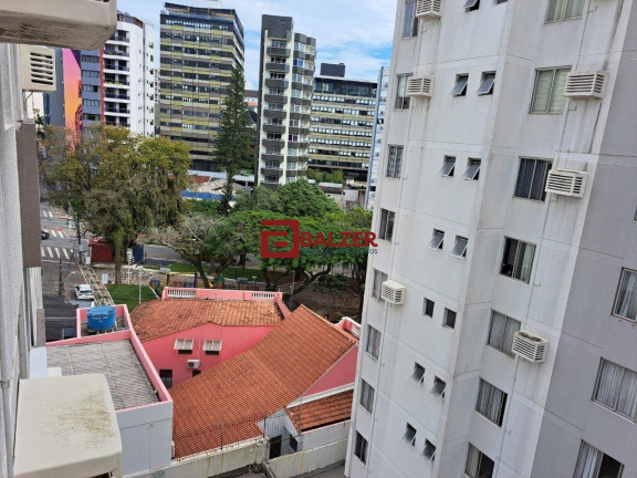 Imagem Apartamento com 3 Quartos à Venda, 125 m² em Centro - Florianópolis Imagem Apartamento com 3 Quartos à Venda, 125 m² em Centro - Florianópolis