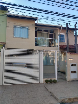 Casa com 3 Quartos à Venda,  em Jardim Amália - Volta Redonda