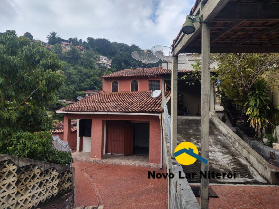 Imagem Casa com 4 Quartos à Venda, 275 m² em Santa Rosa - Niterói Imagem Casa com 4 Quartos à Venda, 275 m² em Santa Rosa - Niterói