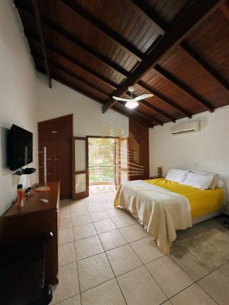 Imagem Casa com 3 Quartos para Temporada, 390 m² em Bertioga