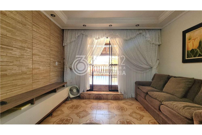 Imagem Casa com 4 Quartos à Venda, 261 m² em Parque Novo Oratório - Santo André Imagem Casa com 4 Quartos à Venda, 261 m² em Parque Novo Oratório - Santo André