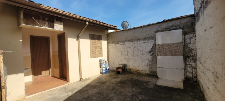 Imagem Casa com 2 Quartos à Venda, 146 m² em Maria áurea - Pindamonhangaba Imagem Casa com 2 Quartos à Venda, 146 m² em Maria áurea - Pindamonhangaba