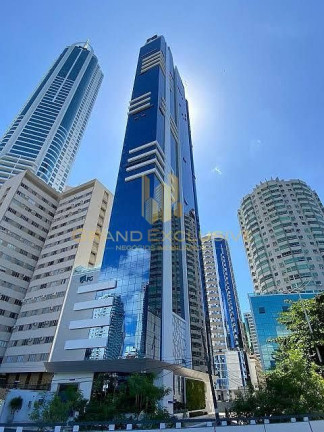 Imagem Apartamento com 4 Quartos à Venda, 228 m² em Pioneiros - Balneário Camboriú