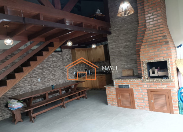 Imagem Casa com 3 Quartos à Venda, 190 m² em Costeira - Balneário Barra Do Sul Imagem Casa com 3 Quartos à Venda, 190 m² em Costeira - Balneário Barra Do Sul