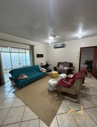 Imagem Casa com 3 Quartos à Venda, 300 m² em Santa Cruz - Mogi Mirim
