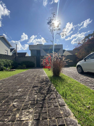 Imagem Casa com 2 Quartos à Venda, 613 m² em Centro Civico - Curitiba