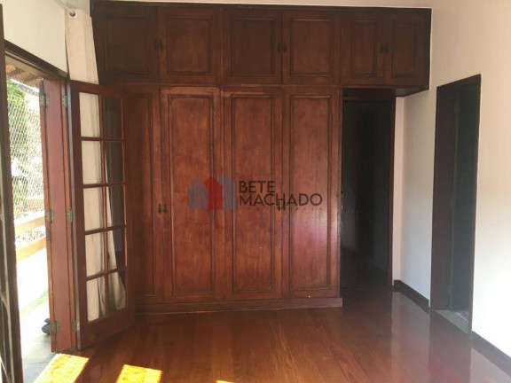 Imagem Casa com 4 Quartos à Venda, 204 m² em Alto - Teresópolis