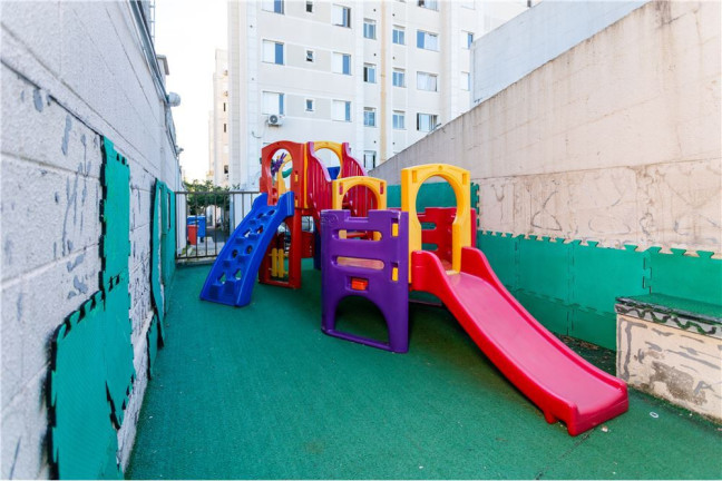 Imagem Imóvel com 2 Quartos à Venda, em Morro Santana - Porto Alegre Imagem Imóvel com 2 Quartos à Venda, em Morro Santana - Porto Alegre