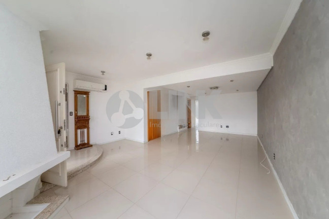 Imagem Casa com 3 Quartos à Venda, 282 m² em Chácara Das Pedras - Porto Alegre